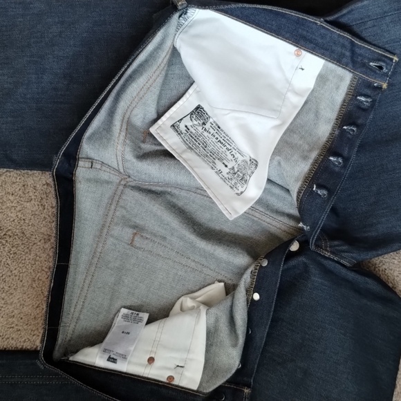 Levi's 501 Fly Button 5 Pocket Crispy Dark Wash Cotton Denim Jeans - Picture 10 of 14